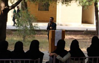 کرسی‌هایی که همچنان خاموشند!
