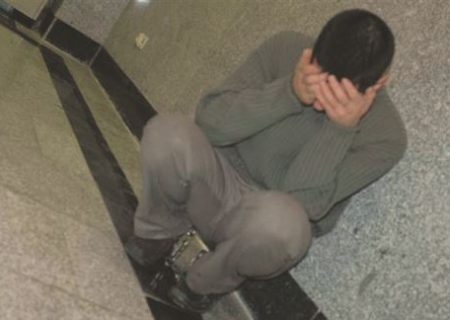 دستگیری مرد قاچاقچی روی رکاب اتوبوس